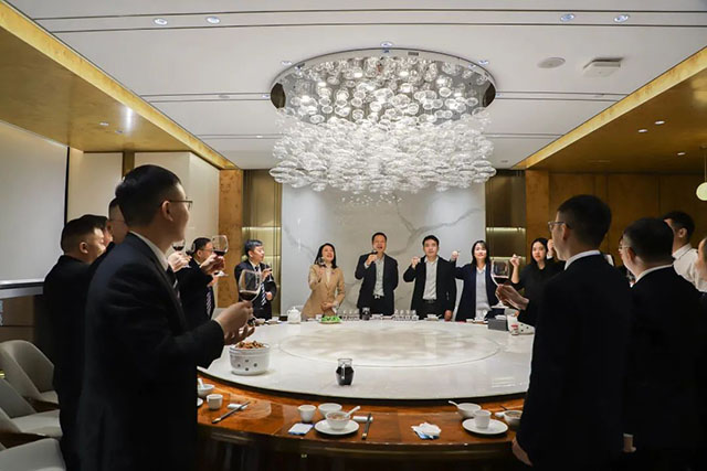 年會(huì)回顧 | “三十而立，踔厲前行”2022年度華昌集團(tuán)管理人員聯(lián)歡晚會(huì)圓滿舉行!